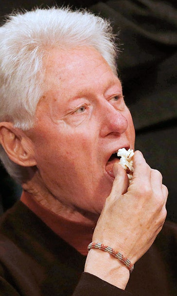 Bill Clinton reveals he's just a wannabe sports analyst
